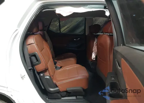 2021 Chevrolet Traverse Awd High Country z USA, uszkodzony, nr VIN 1GNEVNKW2MJ271932